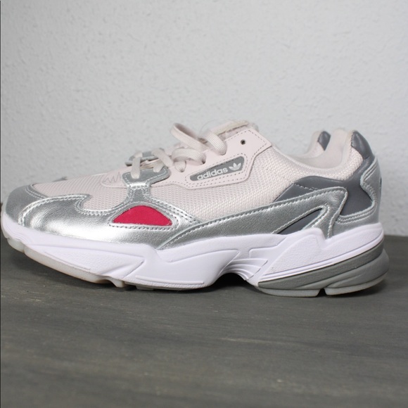 SOLD Adidas Falcon Shoes Light Peach Silver Size 8.5 - Picture 6 of 10